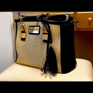 Gold medium tote